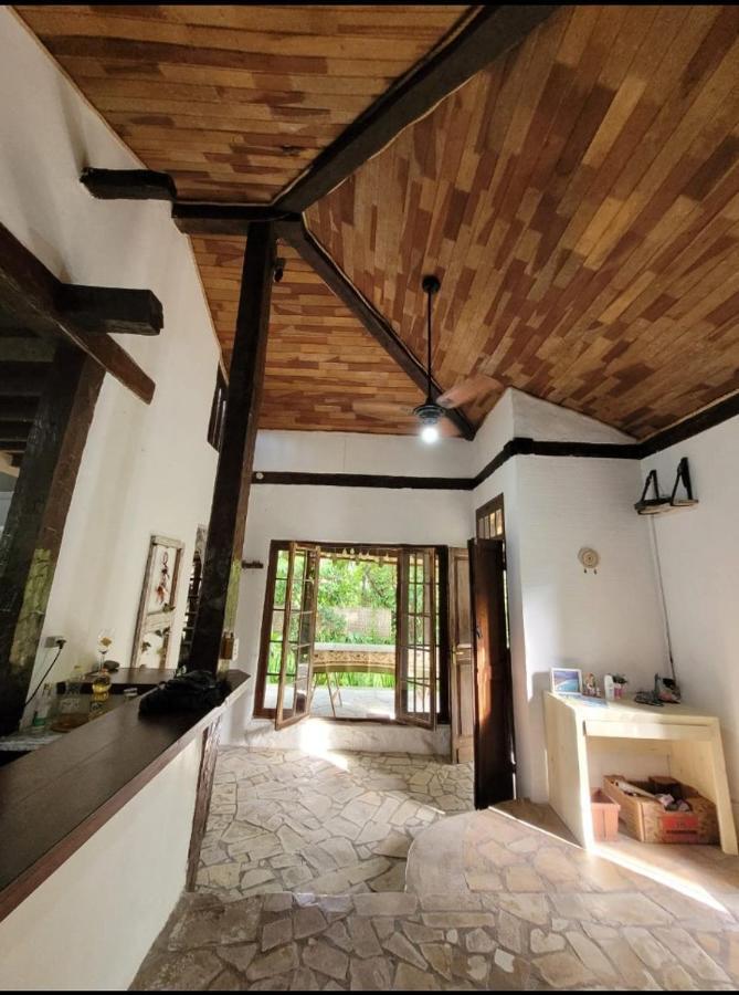 Homestay Goura House Ilhabela